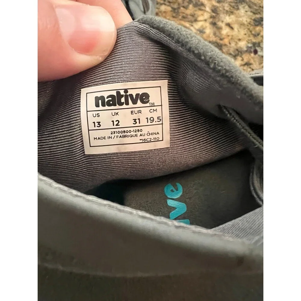 Native kids slip on chukka boot